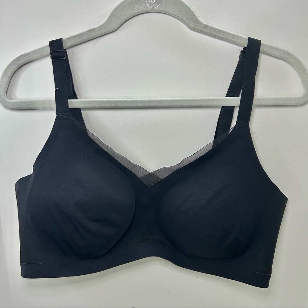 Women's Wire Free CrossOver Black Mesh Bra Size 1X - Picture 2 of 16